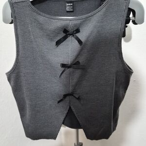 SHEIN Black & Gray Ribbed Tank Top with Bow Accents